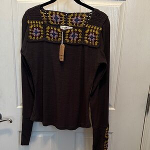 NATURAL LIFE Brown Knit Top with Crochet Accents Size L NWT